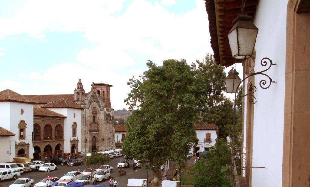 Posada De San Agustin Patzcuaro Exterior photo